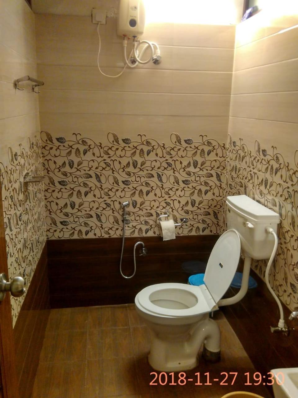 Piggy Hostel Варкала Екстериор снимка