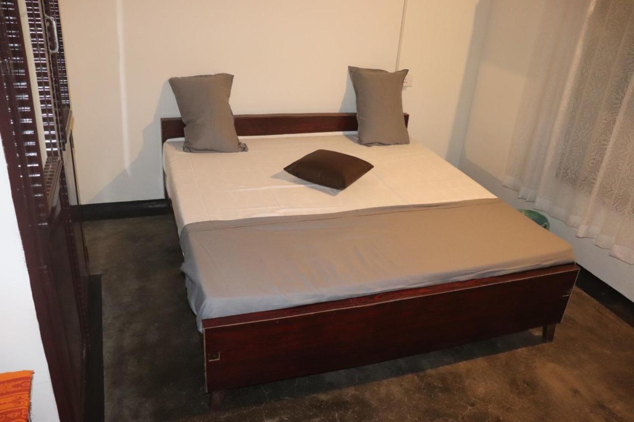 Piggy Hostel Варкала Екстериор снимка