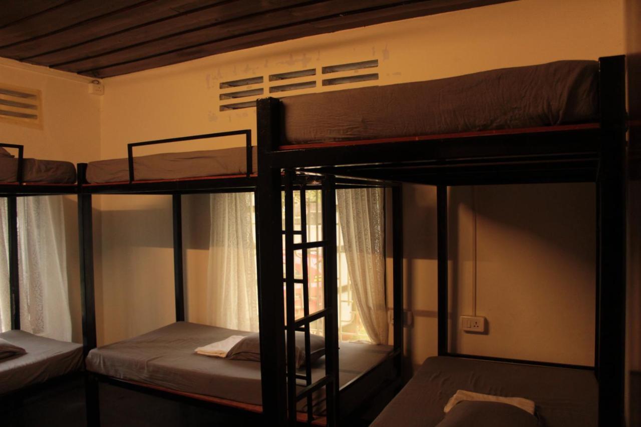 Piggy Hostel Варкала Екстериор снимка